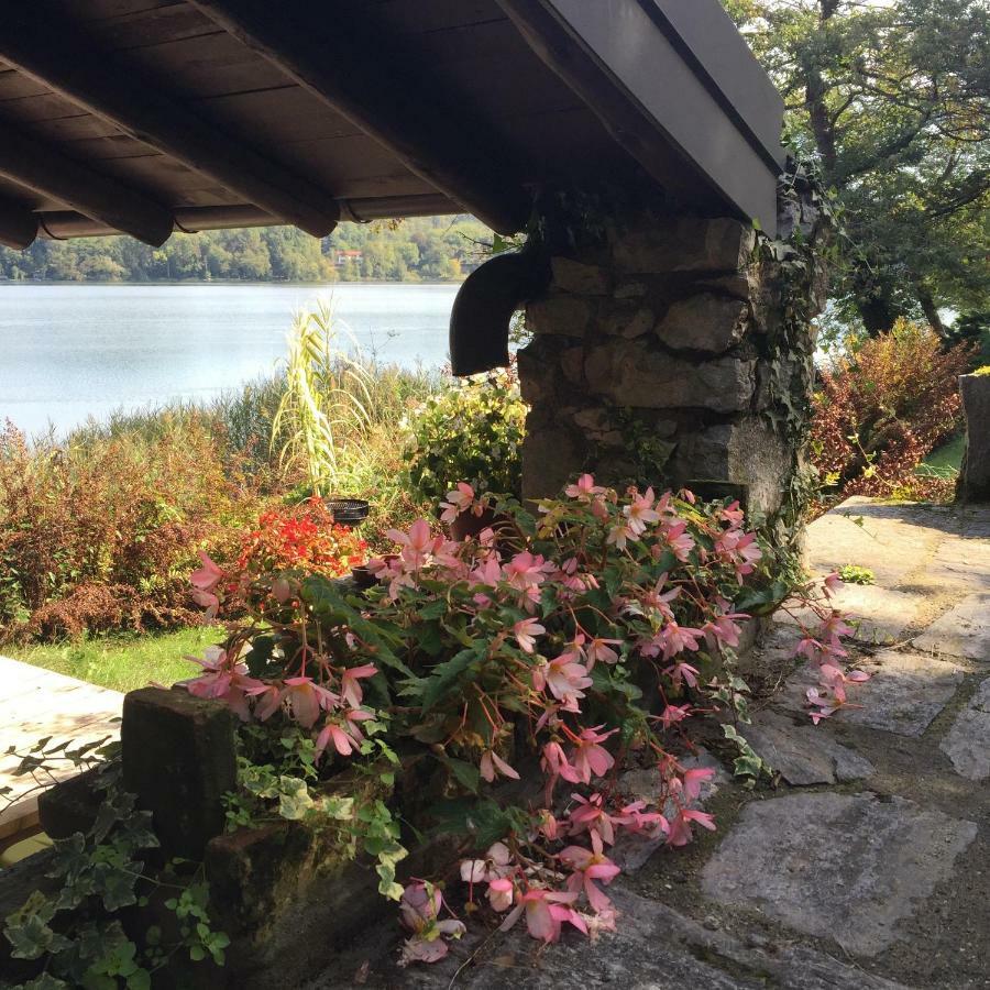 Brusisch 1638 Cottage Osmate Exterior foto